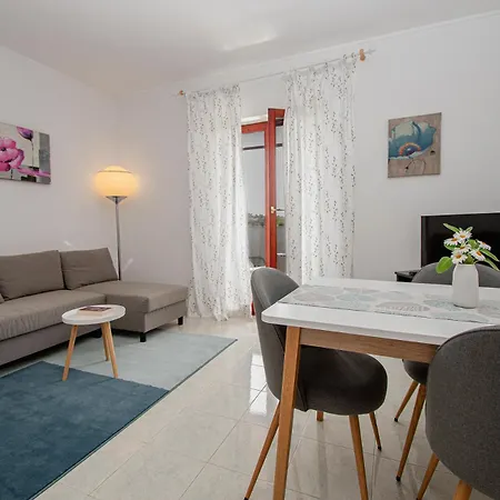 Apartman Iva Póla